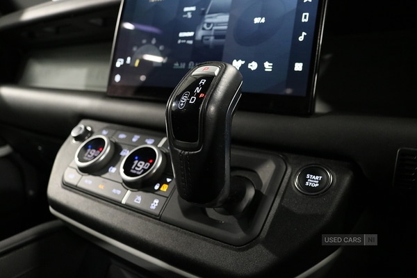 Used Land Rover Defender 2023 for sale - 76419627: Photo 29