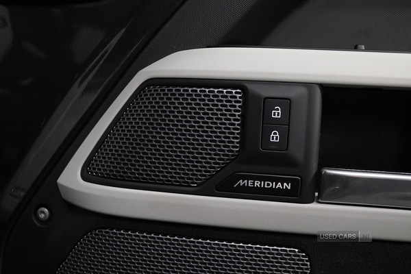 Used Land Rover Defender 2023 for sale - 76419627: Photo 48