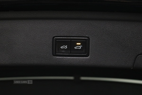 Used Volkswagen Touareg 2022 for sale - 76381463: Photo 12