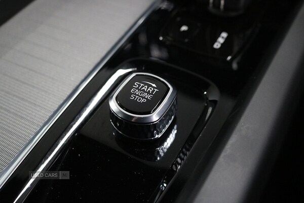 Used Volvo XC60 2022 for sale - 77958932: Photo 40