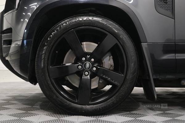 Used Land Rover Defender 2023 for sale - 76899788: Photo 10