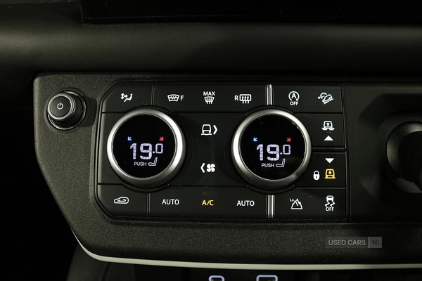 Used Land Rover Defender 2023 for sale - 76899788: Photo 45