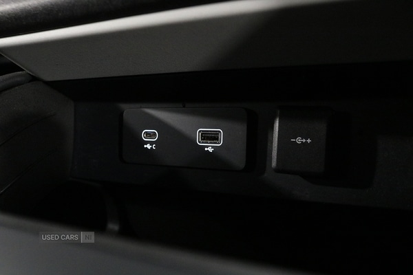 Used Land Rover Defender 2023 for sale - 76899788: Photo 49