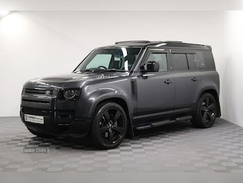 Used Land Rover Defender 2023 for sale - 76899788: Photo
