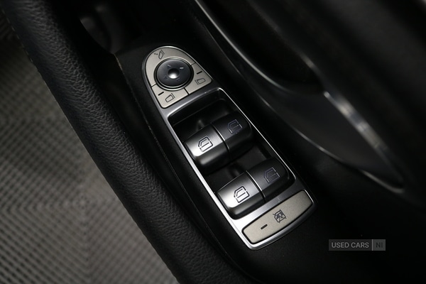 Used Mercedes-Benz E Class 2017 for sale - 77613325: Photo 40