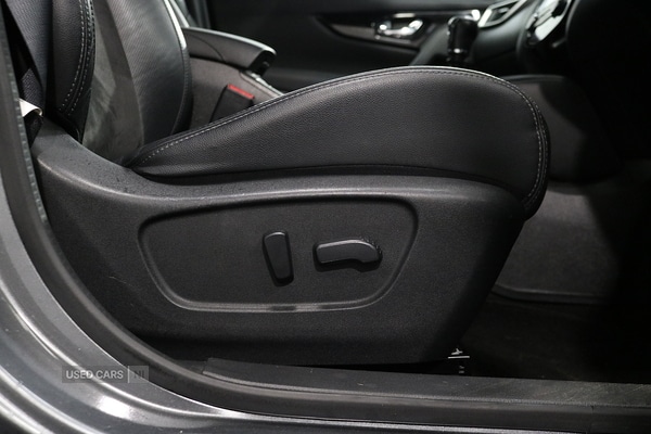 Used Nissan Qashqai 2017 for sale - 77075040: Photo 15