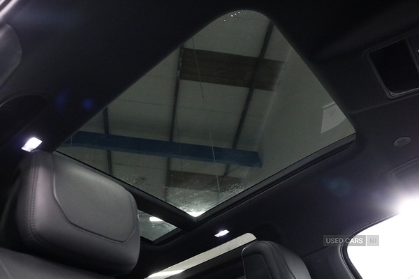 Used Land Rover Defender 2023 for sale - 77539030: Photo 17