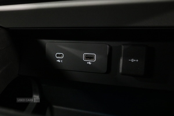 Used Land Rover Defender 2023 for sale - 77539030: Photo 47