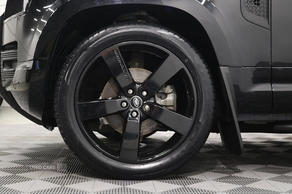 Used Land Rover Defender 2023 for sale - 77539030: Photo 9