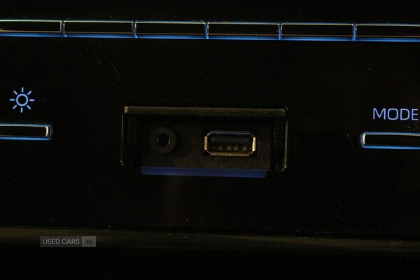 Used Toyota Hilux 2022 for sale - 77372063: Photo 34