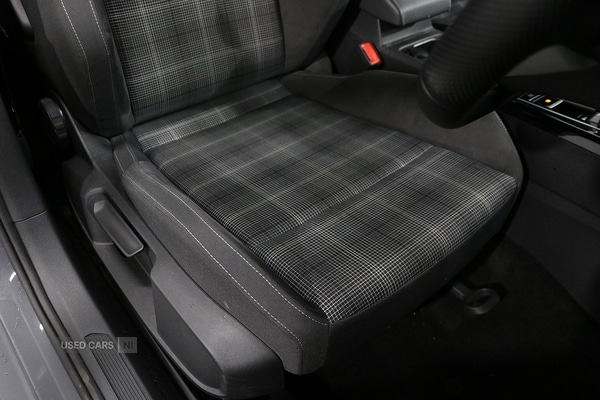 Used Volkswagen Golf 2023 for sale - 76850602: Photo 14