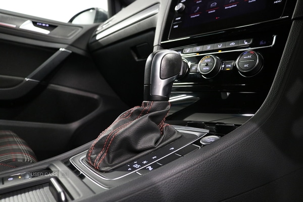 Used Volkswagen Golf 2020 for sale - 77893490: Photo 24