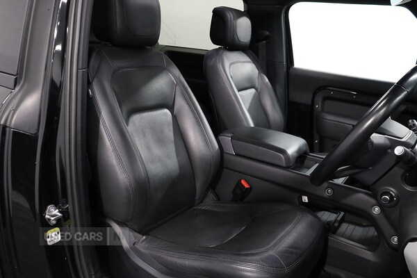 Used Land Rover Defender 2023 for sale - 77854797: Photo 16