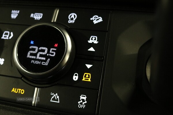 Used Land Rover Defender 2023 for sale - 77854797: Photo 44