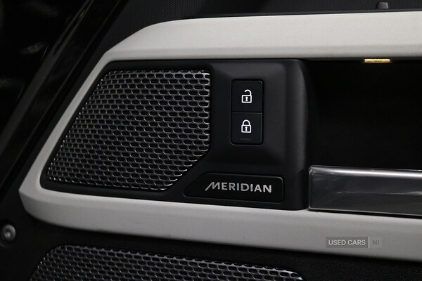 Used Land Rover Defender 2023 for sale - 77854797: Photo 46