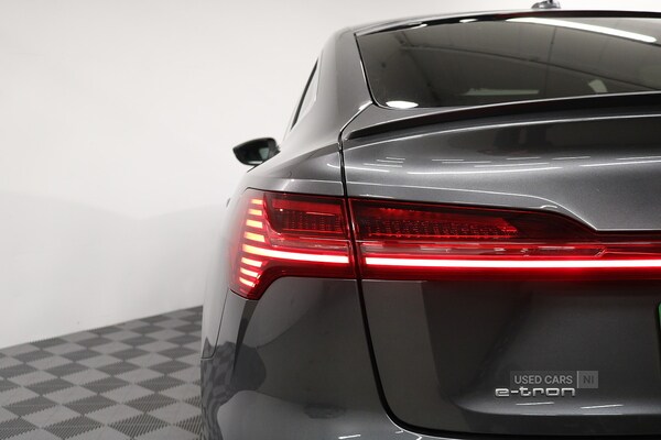 Used Audi e-tron 2023 for sale - 77854801: Photo 11