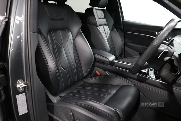 Used Audi e-tron 2023 for sale - 77854801: Photo 16