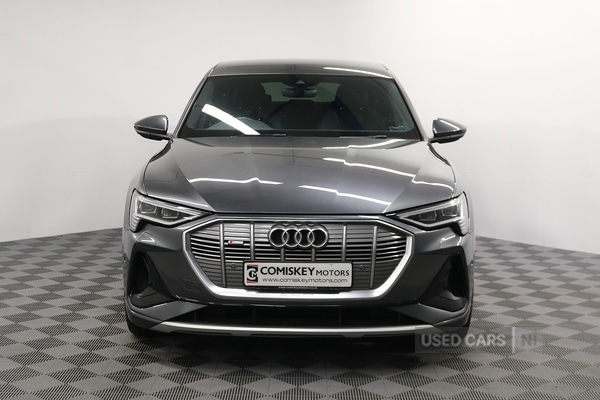 Used Audi e-tron 2023 for sale - 77854801: Photo 2
