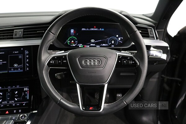 Used Audi e-tron 2023 for sale - 77854801: Photo 21