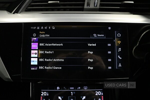 Used Audi e-tron 2023 for sale - 77854801: Photo 32