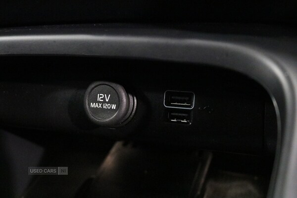 Used Volvo XC40 2022 for sale - 77009134: Photo 40