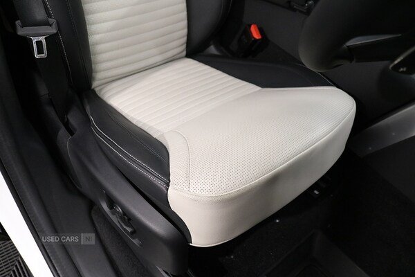 Used Land Rover Discovery 2024 for sale - 75142066: Photo 18