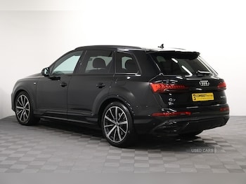 Used Audi Q7 2023 for sale - 76802752: Photo