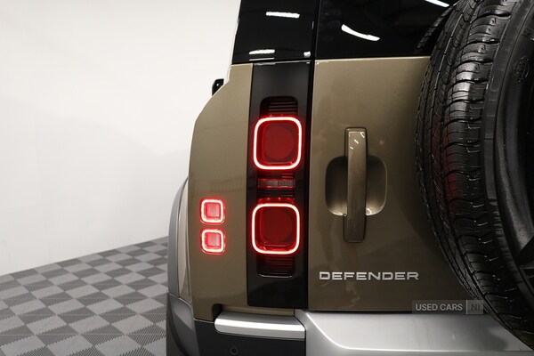 Used Land Rover Defender 2023 for sale - 75521168: Photo 10