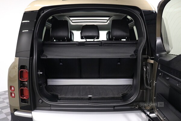 Used Land Rover Defender 2023 for sale - 75521168: Photo 15