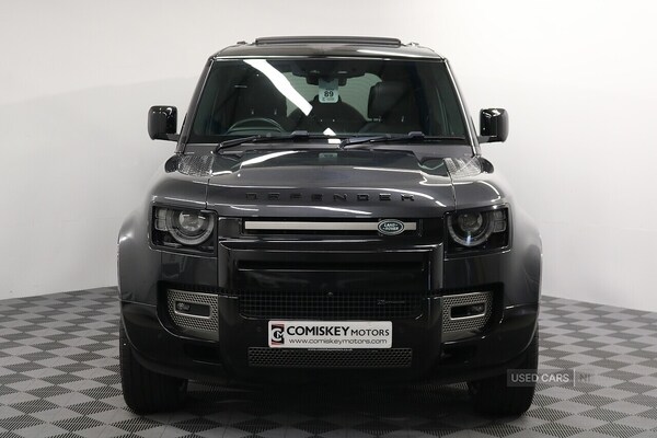 Used Land Rover Defender 2023 for sale - 76248341: Photo 2