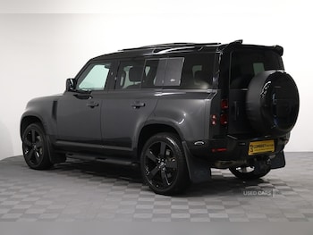 Used Land Rover Defender 2023 for sale - 76248341: Photo