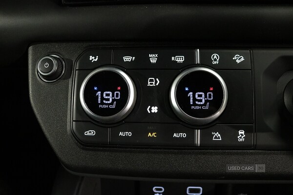 Used Land Rover Defender 2023 for sale - 77587758: Photo 37