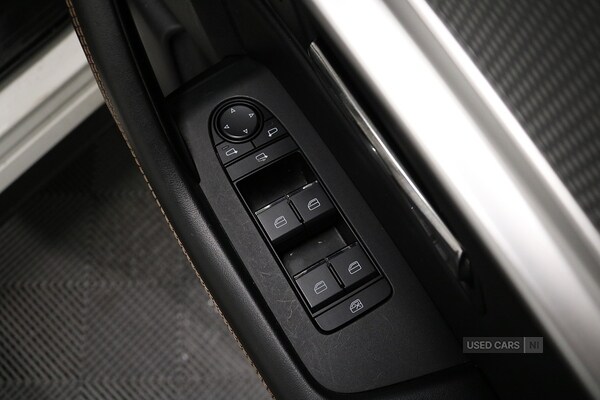 Used Mazda CX-60 2023 for sale - 78136593: Photo 47