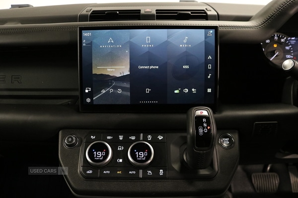 Used Land Rover Defender 2023 for sale - 76899749: Photo 33