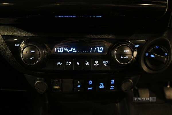 Used Toyota Hilux 2021 for sale - 75533300: Photo 35