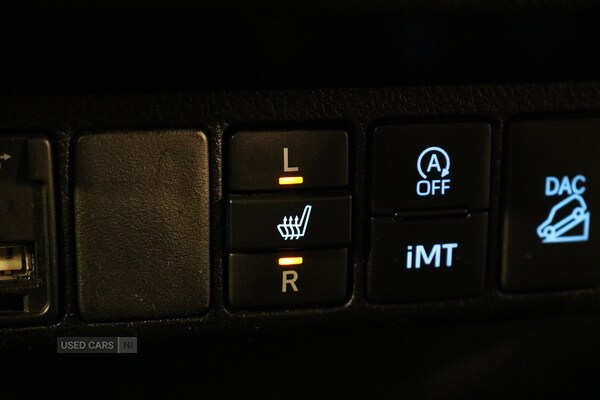 Used Toyota Hilux 2021 for sale - 75533300: Photo 38