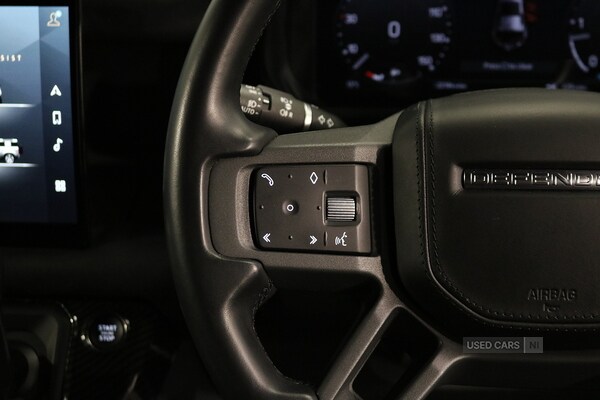 Used Land Rover Defender 2022 for sale - 76399922: Photo 30