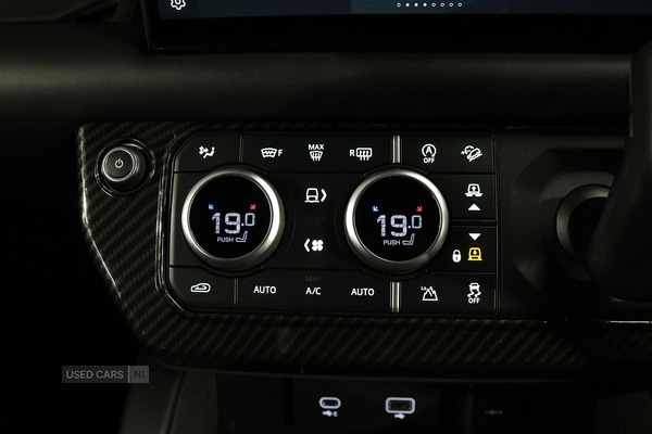 Used Land Rover Defender 2022 for sale - 76399922: Photo 49