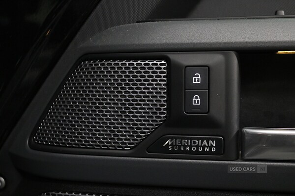 Used Land Rover Defender 2022 for sale - 76399922: Photo 52