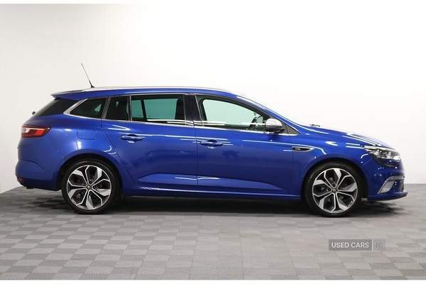 Used Renault Megane 2018 for sale - 76856132: Photo 7