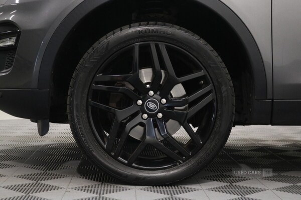 Used Land Rover Discovery Sport 2017 for sale - 76248047: Photo 8