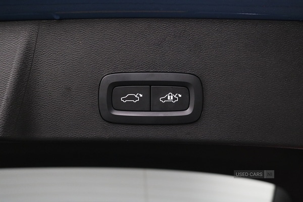 Used Volvo XC40 2023 for sale - 76914327: Photo 15