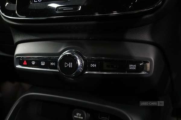 Used Volvo XC40 2023 for sale - 76914327: Photo 39