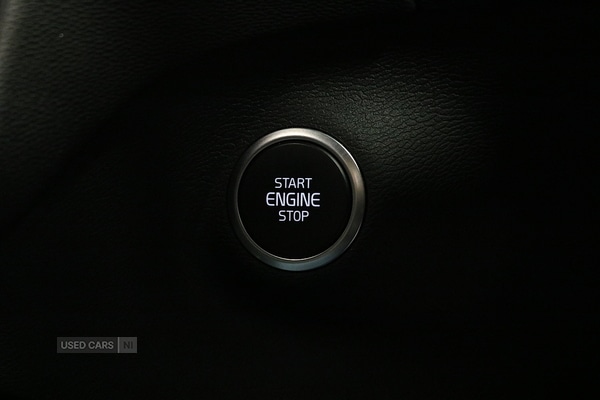 Used Volvo XC40 2023 for sale - 76914327: Photo 41