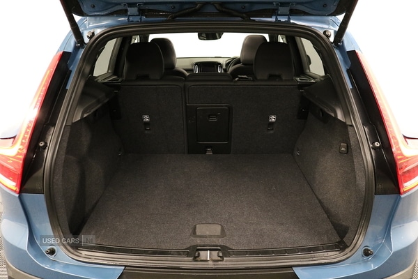 Used Volvo XC40 2023 for sale - 76856144: Photo 14