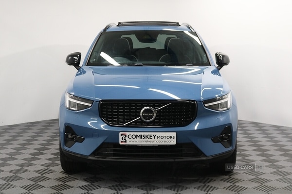 Used Volvo XC40 2023 for sale - 76856144: Photo 2
