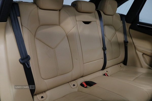 Used Porsche Macan 2017 for sale - 76308162: Photo 16
