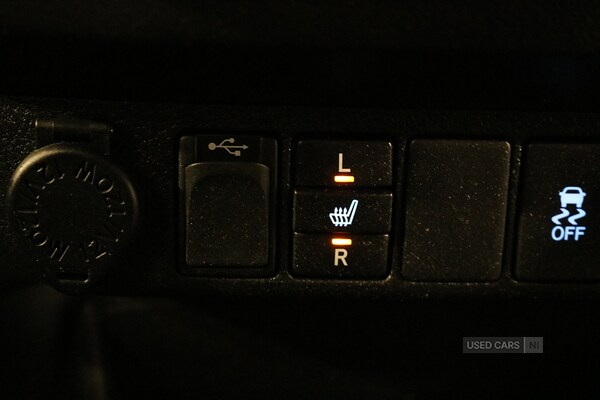 Used Toyota Hilux 2017 for sale - 76240606: Photo 36