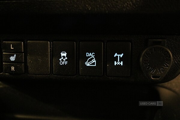 Used Toyota Hilux 2017 for sale - 76240606: Photo 37