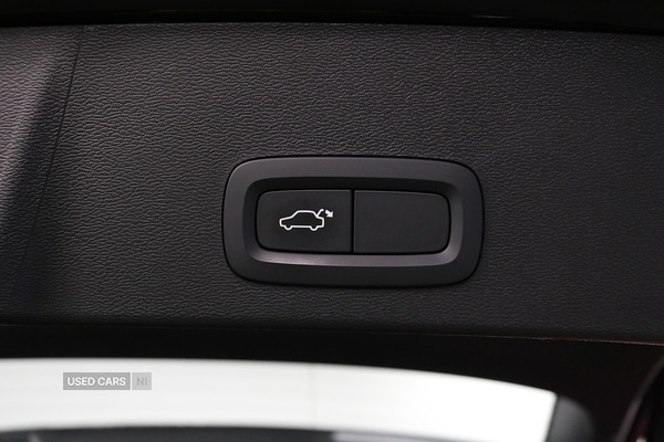 Used Volvo XC40 2021 for sale - 76085952: Photo 39